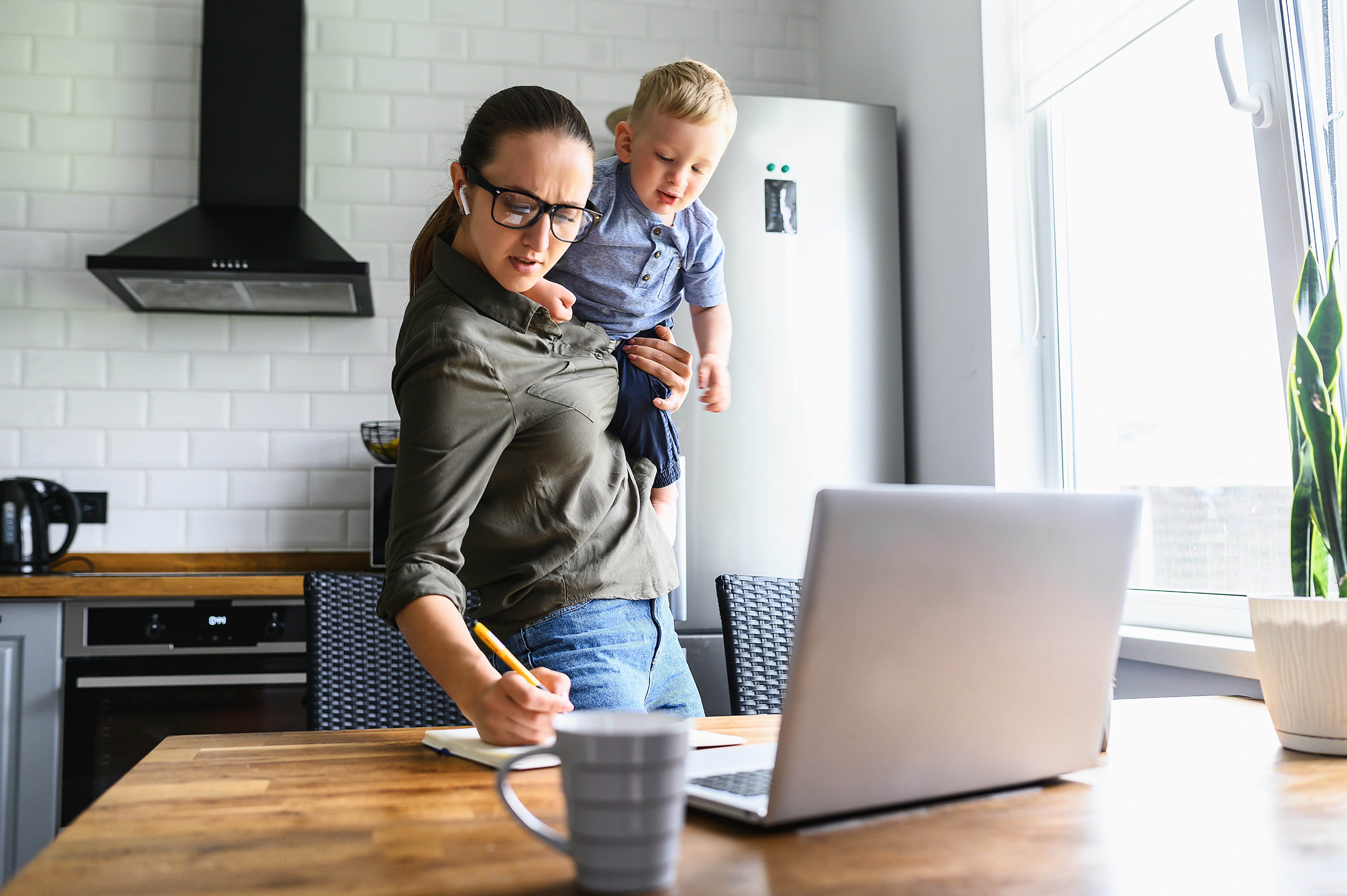 Mothering in 2025
